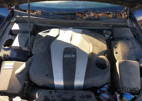 2012 Hyundai Genesis 3.8 from USA, damaged, VIN KMHGC4DD1CU171780